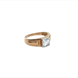 Magnificient 22KT Gold Signity Ring