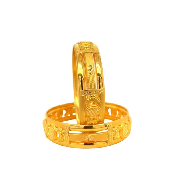 Golden Glow: The Illuminating Beauty of a 22KT Yellow Gold