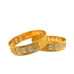 Glittering Glamour: A Glistening 22KT Gold Kada(1 Pair)