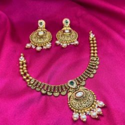 Vintage Enamel Antique 22kt Gold Necklace