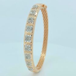 Stunning Diamond Gold Earrings
