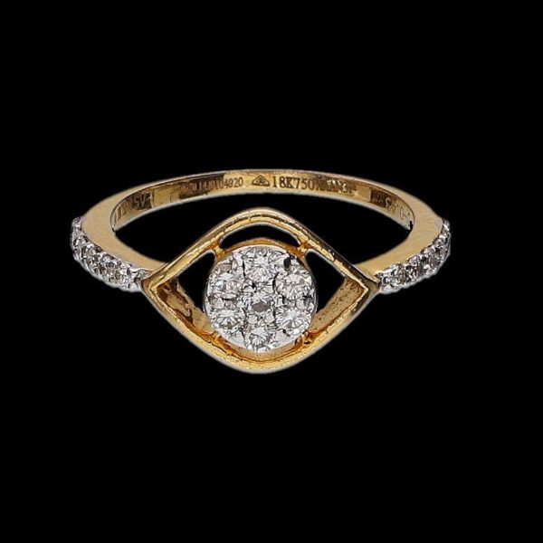 Captivating Grace Stunning Classy 18kt Diamond Ring