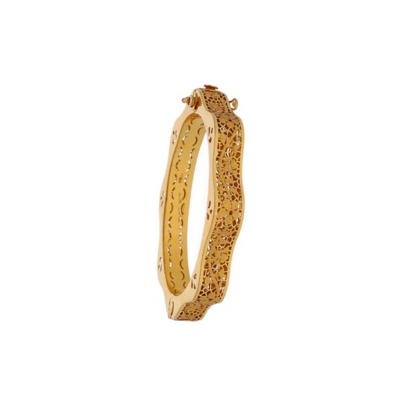 Ravishing Charisma 22KT Gold Bracelet