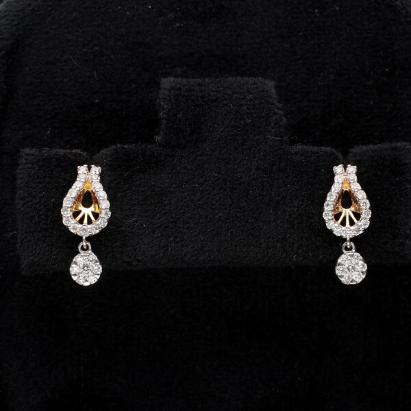 Luxury Luster 14kt Gold and Diamond Earrings